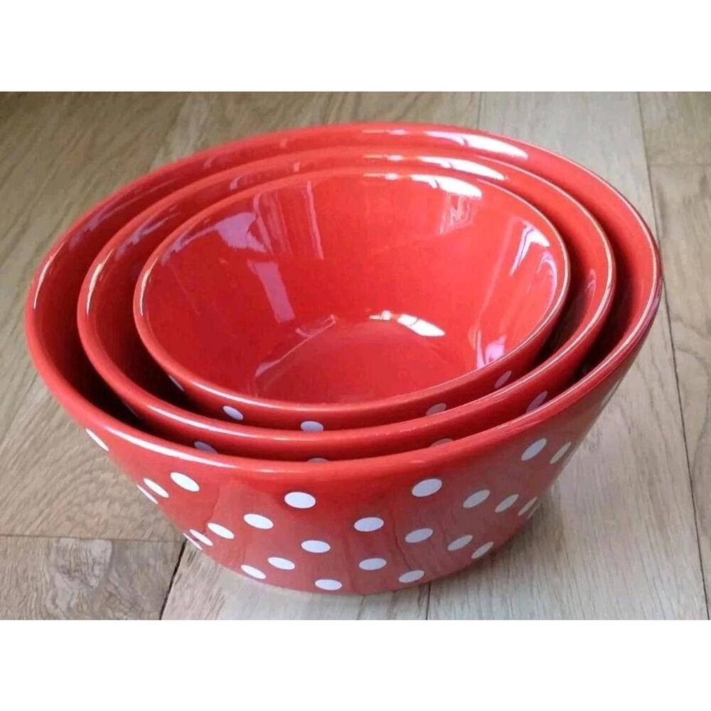 Waechtersbach Set of 3 Nesting Mixing Bowls Red w/ Polka Dots